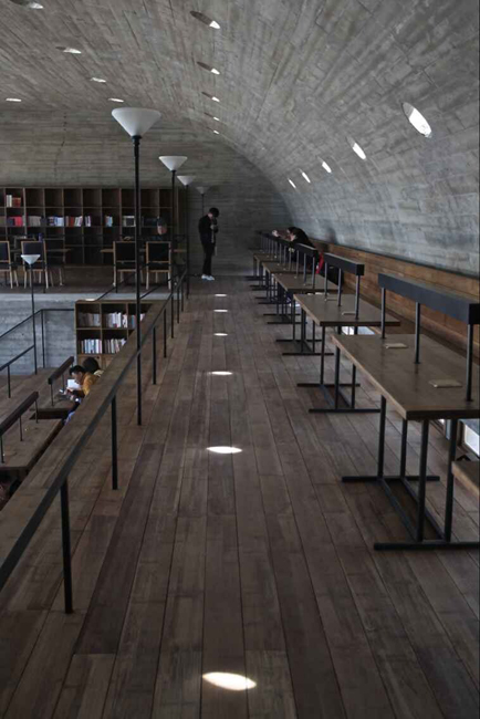 世界上最孤独的图书馆