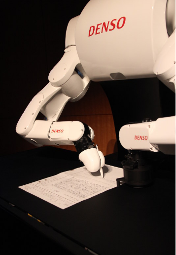 AI 机器人 Torobo-kun 放弃高考阅读理解能力欠缺